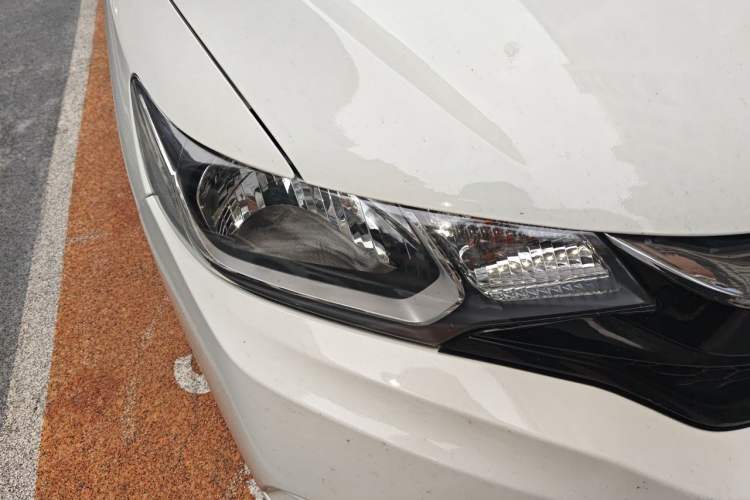 Used Honda Fit 2018 1.5L CVT Trendy Run+ Edition Right Front Headlight