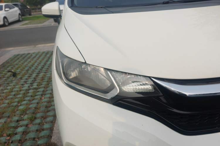 Used Honda Fit 2018 1.5L CVT Comfort Version Right Front Headlight