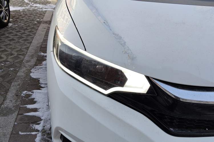 Used Honda Fit 2018 1.5L Manual Comfort Version Right Front Headlight