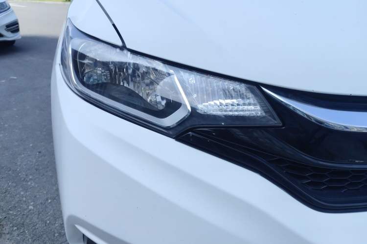 Used Honda Fit 2018 1.5L CVT Comfort Version Right Front Headlight