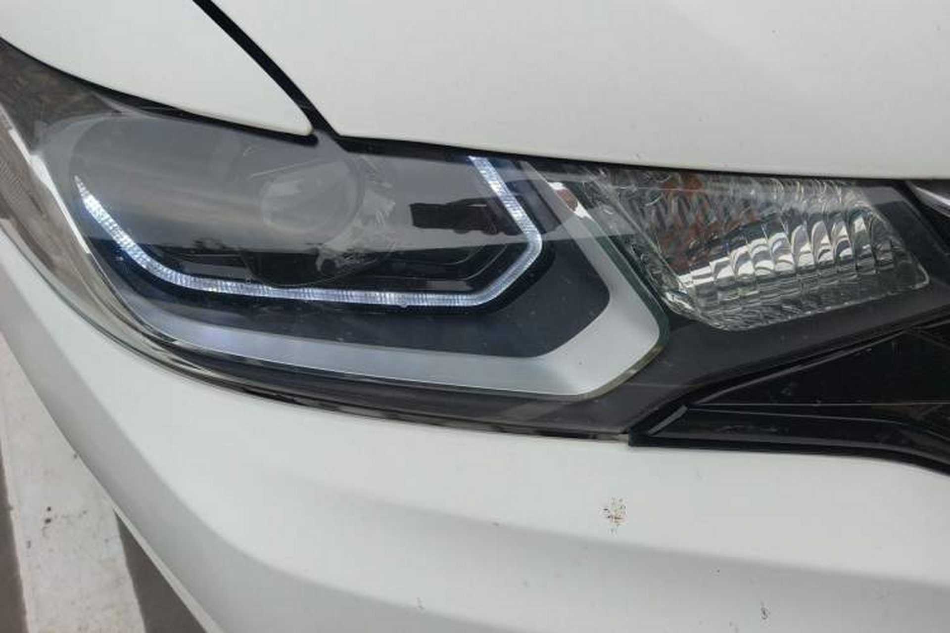 Used Honda Fit 2018 1.5L CVT Comfort Sunroof Version Right Front Headlight