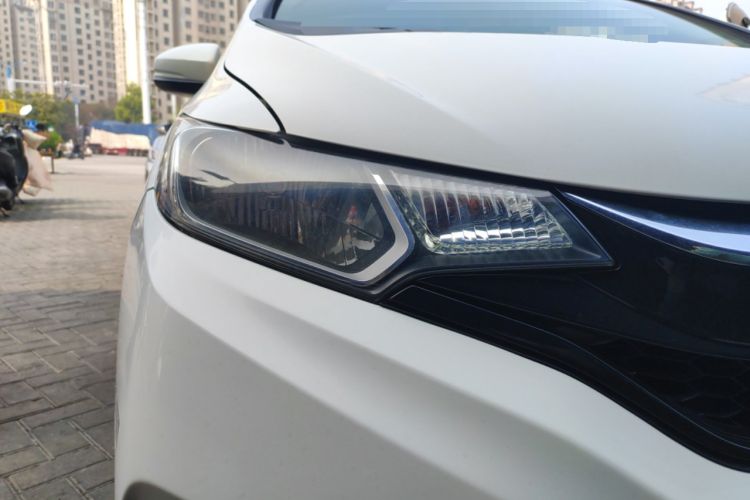 Used Honda Fit 2018 1.5L CVT Comfort Version Right Front Headlight