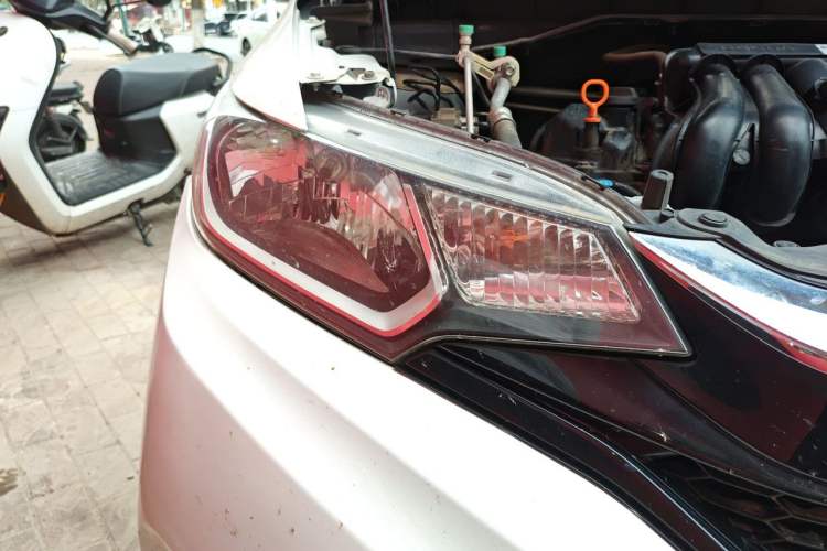 Used Honda Fit 2018 1.5L CVT Comfort Sunroof Version Right Front Headlight