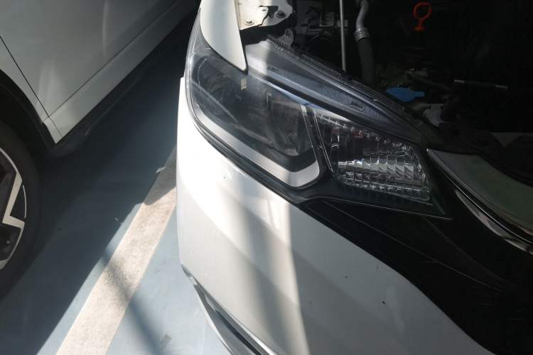 Used Honda Fit 2018 1.5L CVT Comfort Version Right Front Headlight