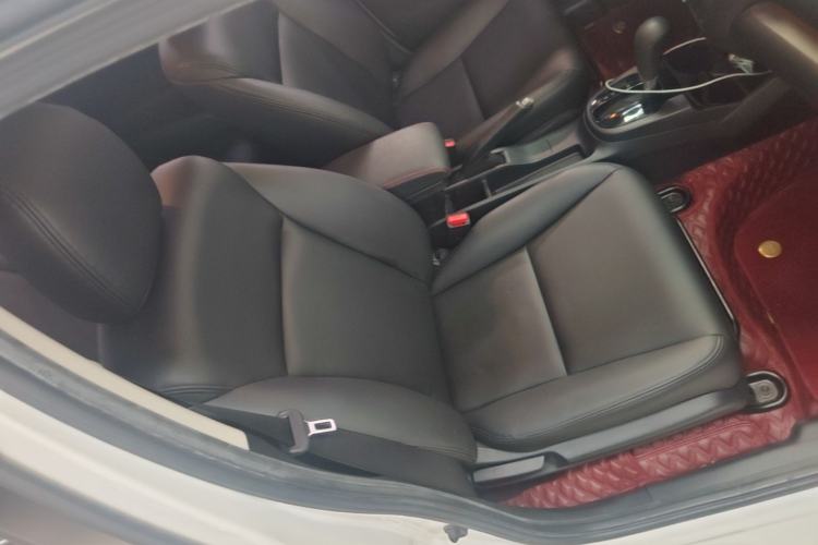 Used Honda Fit 2018 1.5L CVT Comfort Sunroof Version Right Front Seat