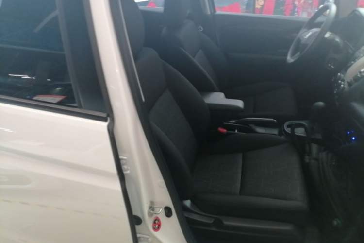 Used Honda Fit 2018 1.5L CVT Comfort Sunroof Version Right Front Seat