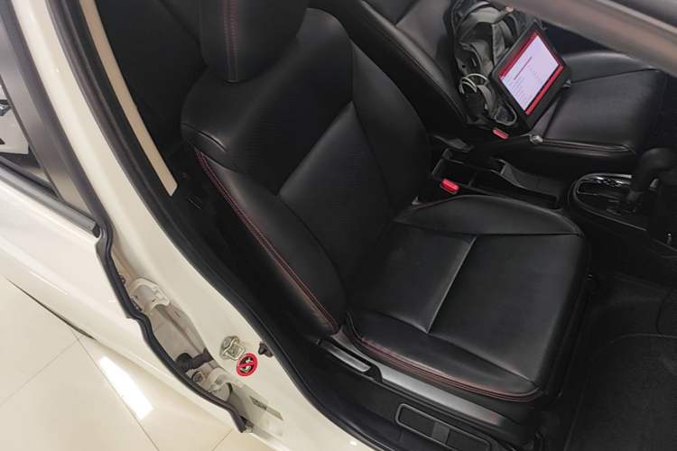 Used Honda Fit 2018 1.5L CVT Comfort Sunroof Version Right Front Seat