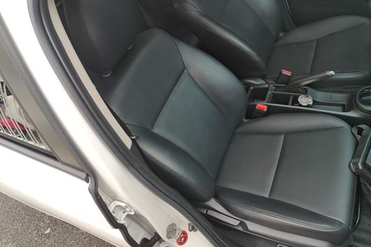 Used Honda Fit 2018 1.5L CVT Comfort Sunroof Version Right Front Seat