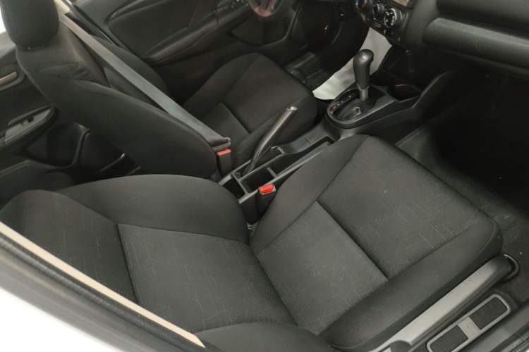 Used Honda Fit 2018 1.5L CVT Comfort Sunroof Version Right Front Seat