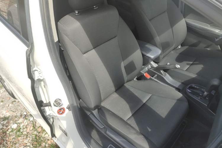 Used Honda Fit 2018 1.5L CVT Comfort Sunroof Version Right Front Seat