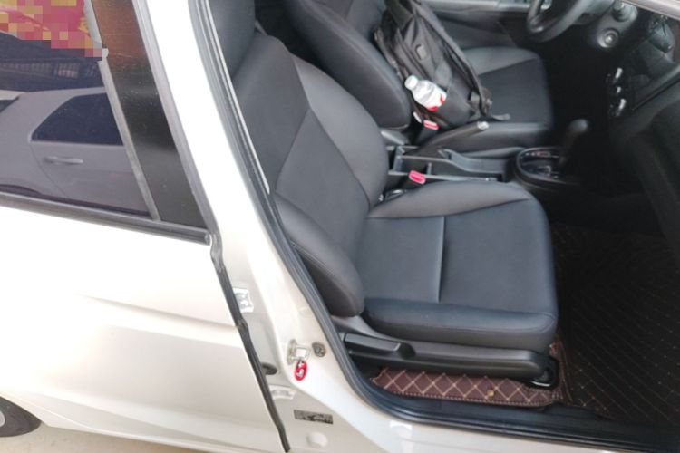 Used Honda Fit 2018 1.5L CVT Comfort Sunroof Version Right Front Seat