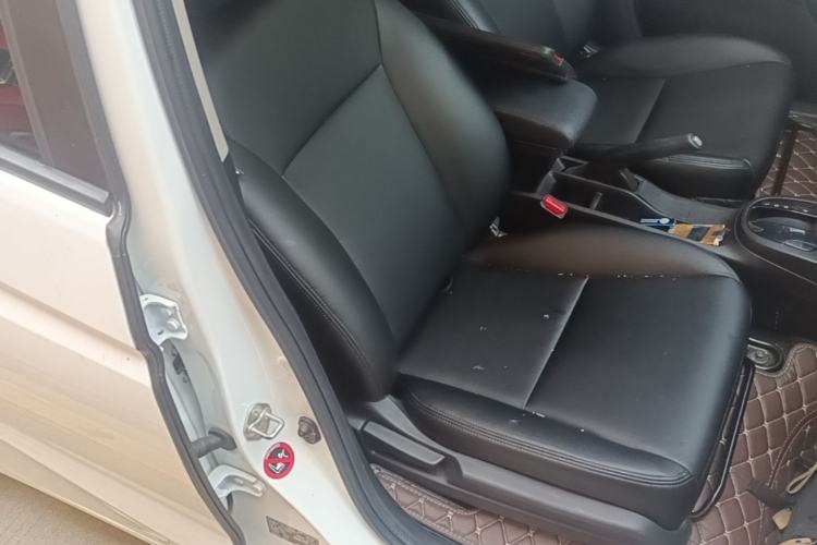 Used Honda Fit 2018 1.5L CVT Comfort Sunroof Version Right Front Seat