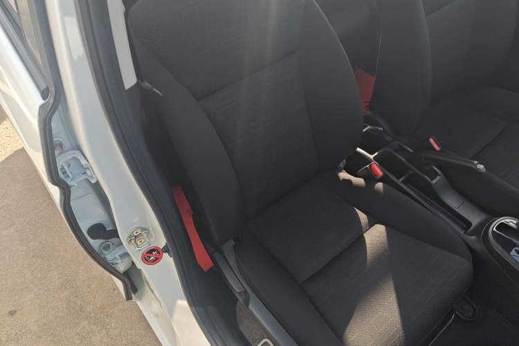 Used Honda Fit 2018 1.5L CVT Comfort Sunroof Version Right Front Seat