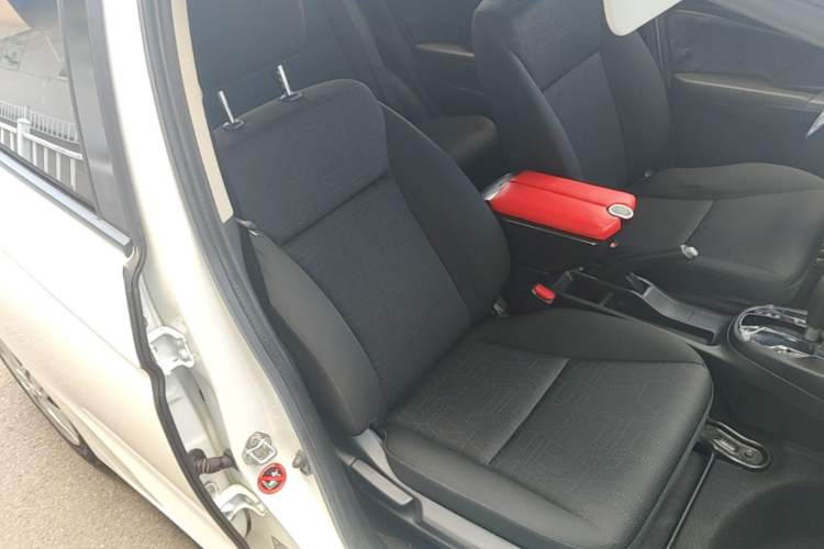 Used Honda Fit 2018 1.5L CVT Comfort Version Right Front Seat