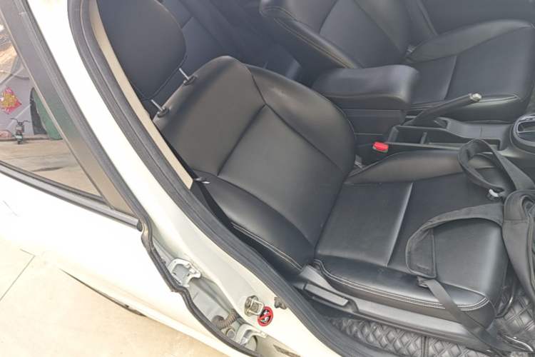 Used Honda Fit 2018 1.5L CVT Comfort Sunroof Version Right Front Seat