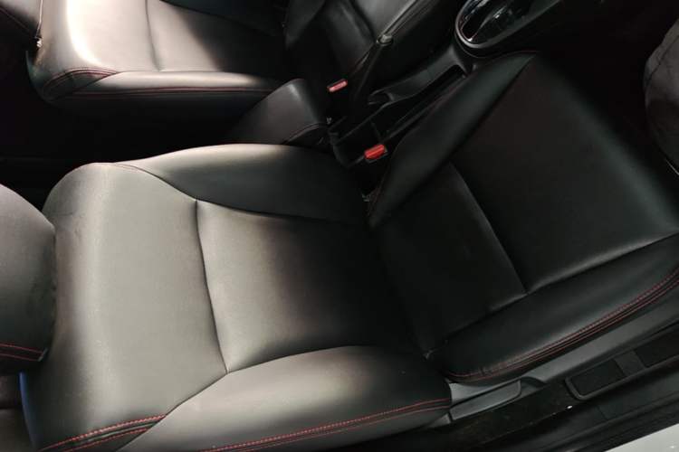 Used Honda Fit 2018 1.5L CVT Comfort Sunroof Version Right Front Seat