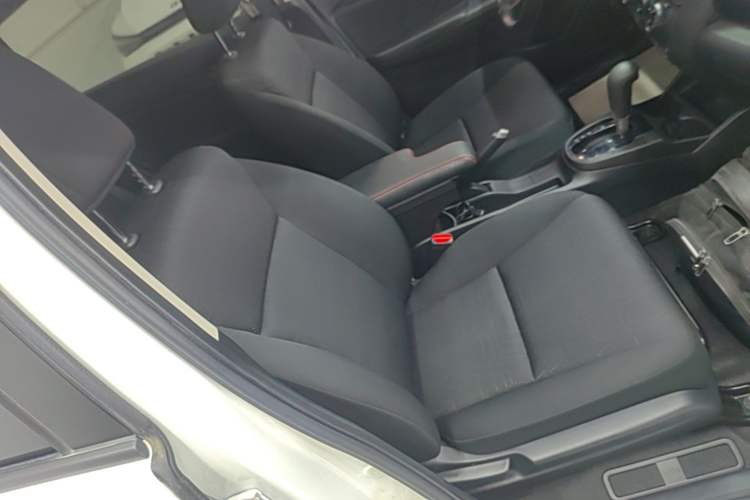 Used Honda Fit 2018 1.5L CVT Comfort Sunroof Version Right Front Seat