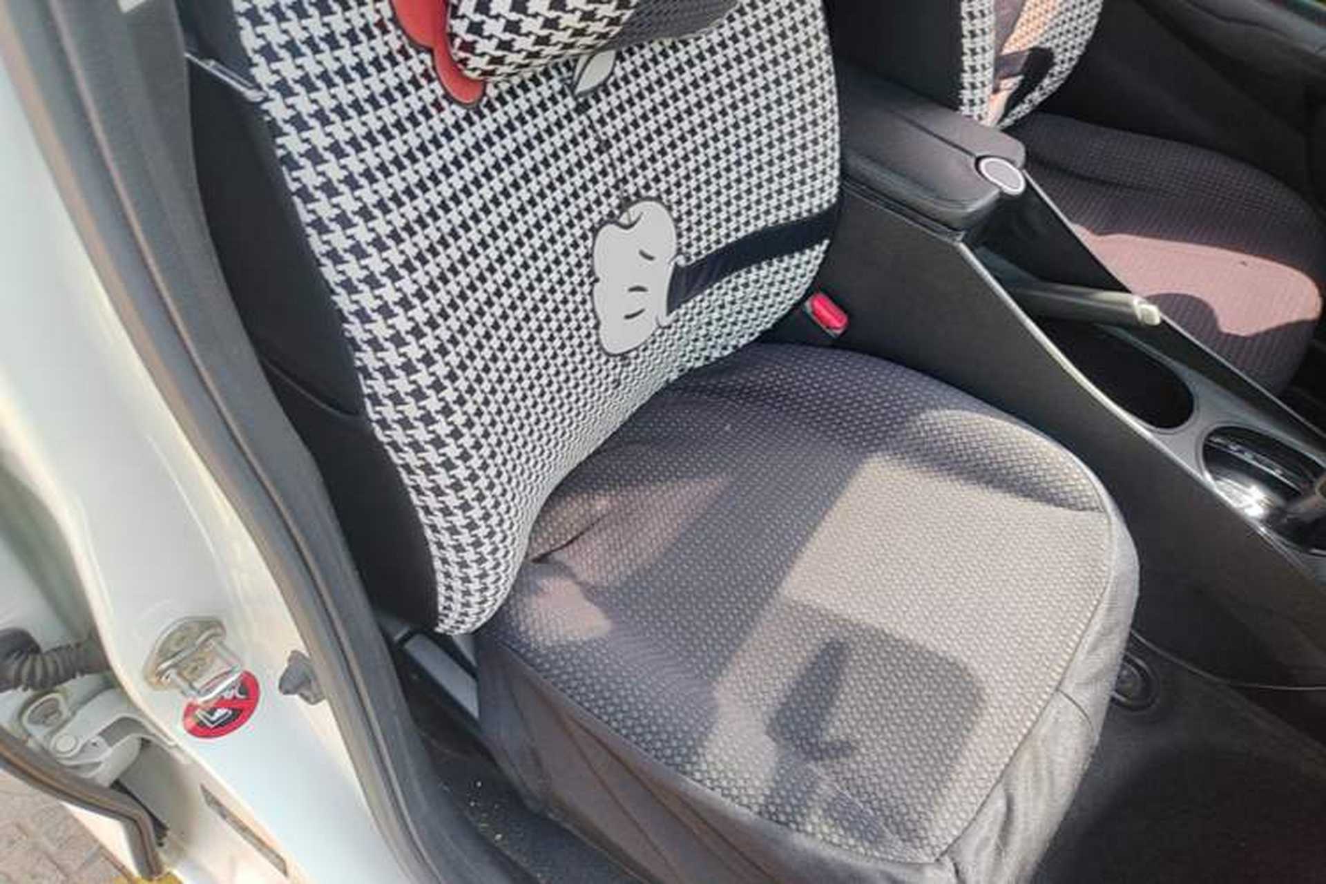 Used Honda Fit 2018 1.5L CVT Comfort Sunroof Version Right Front Seat