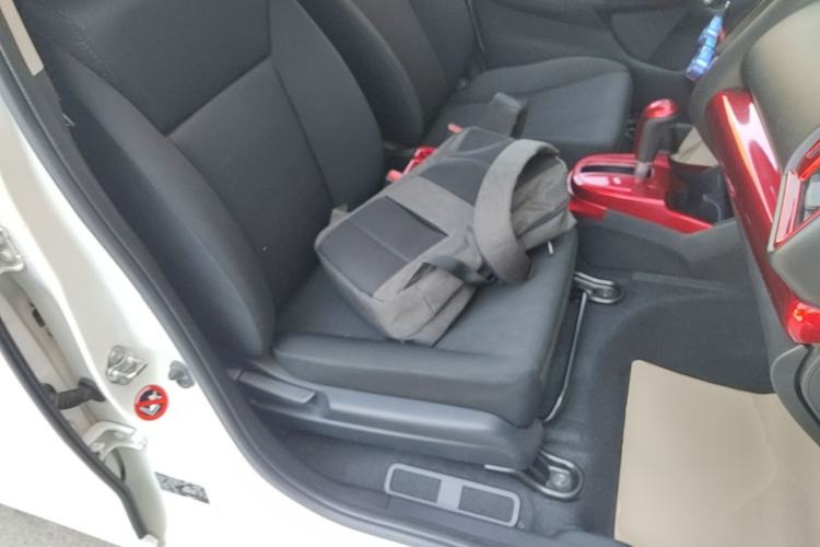 Used Honda Fit 2018 1.5L CVT Comfort Sunroof Version Right Front Seat