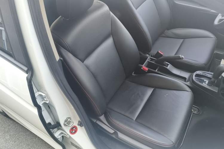 Used Honda Fit 2018 1.5L CVT Comfort Sunroof Version Right Front Seat