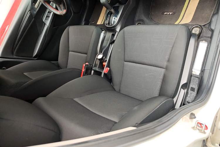 Used Honda Fit 2018 1.5L CVT Comfort Version Right Front Seat