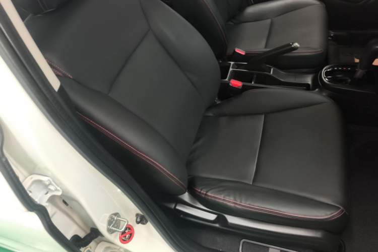 Used Honda Fit 2018 1.5L CVT Comfort Sunroof Version Right Front Seat