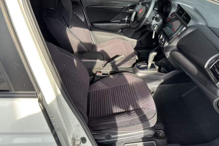 Used Honda Fit 2018 1.5L CVT Comfort Sunroof Version Right Front Seat