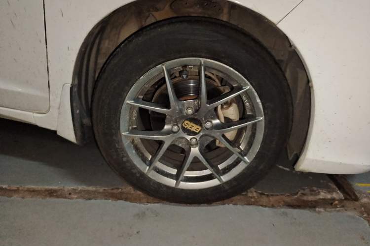 Used Honda Fit 2018 1.5L CVT Comfort Version Right Front Wheel Hub