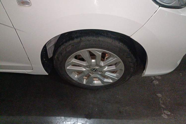 Used Honda Fit 2018 1.5L CVT Comfort Sunroof Version Right Front Wheel Hub