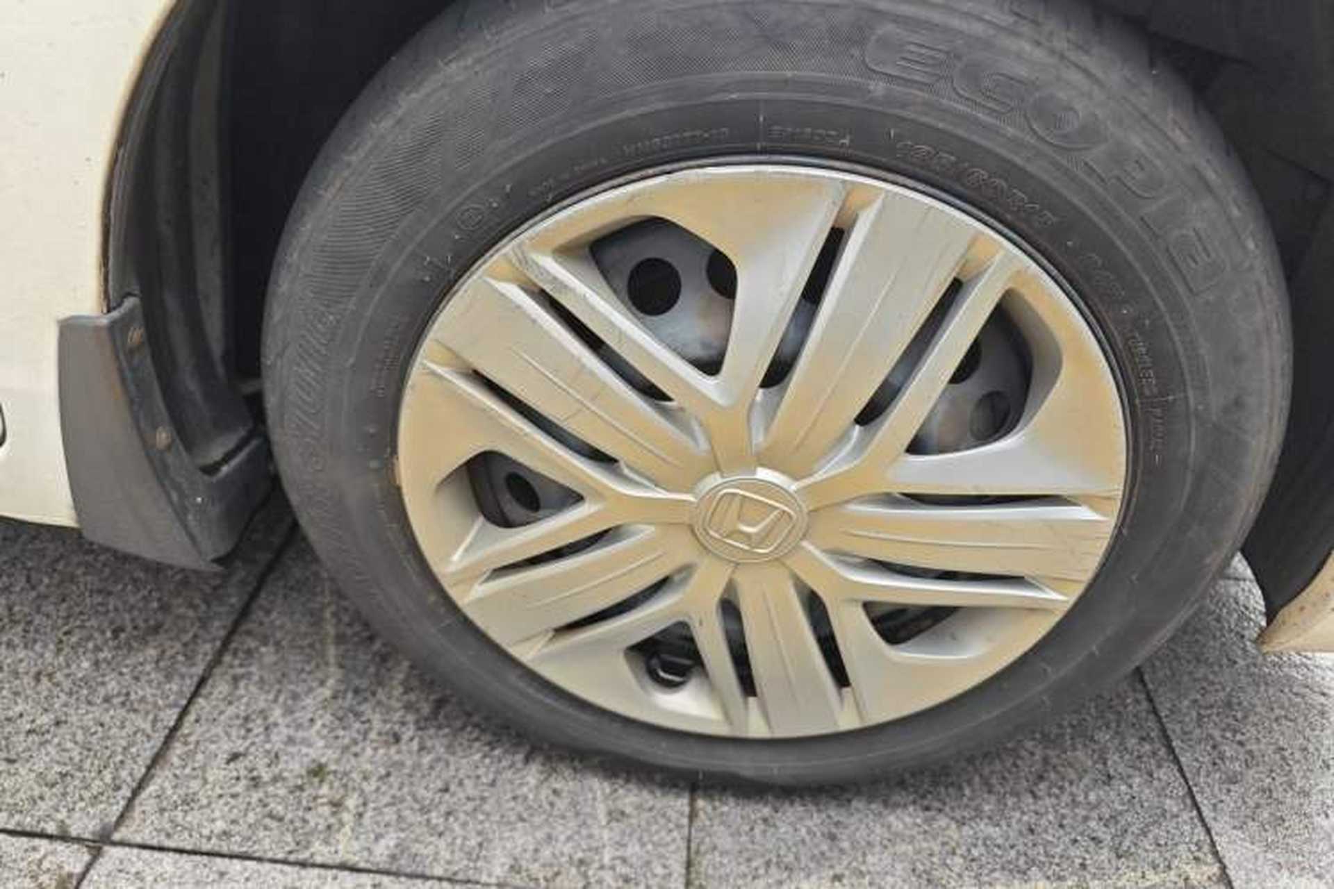 Used Honda Fit 2018 1.5L CVT Comfort Version Right Front Wheel Hub