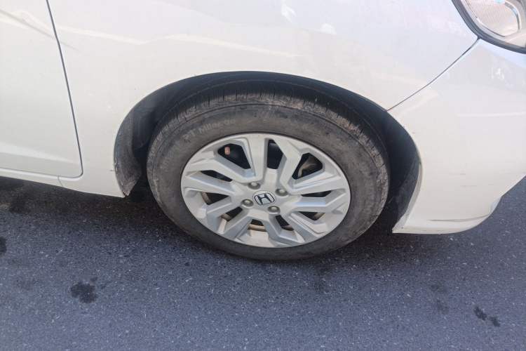 Used Honda Fit 2018 1.5L CVT Comfort Sunroof Version Right Front Wheel Hub