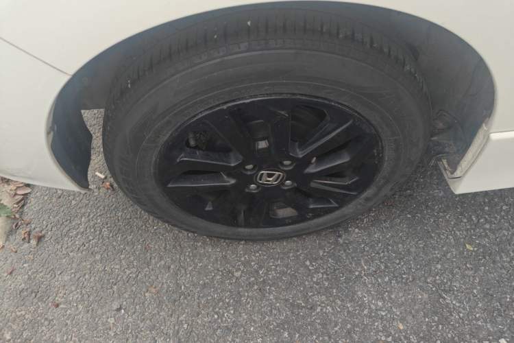 Used Honda Fit 2018 1.5L CVT Trendy Sports Edition Right Front Wheel Hub