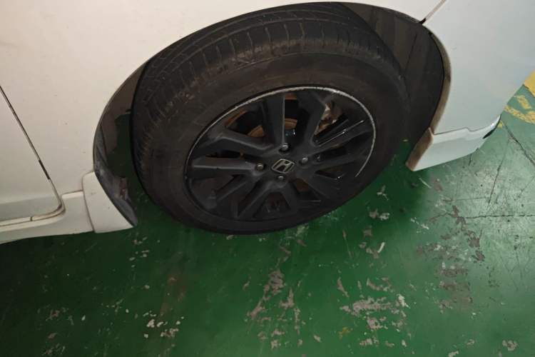 Used Honda Fit 2018 1.5L CVT Trendy Sports Edition Right Front Wheel Hub