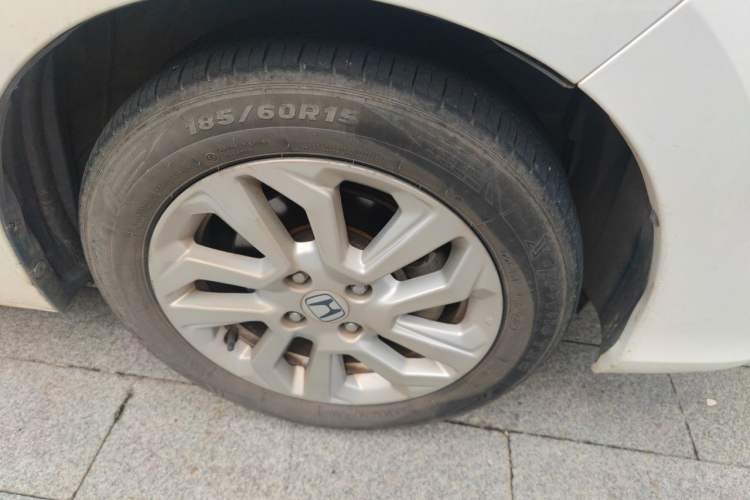 Used Honda Fit 2018 1.5L CVT Comfort Sunroof Version Right Front Wheel Hub
