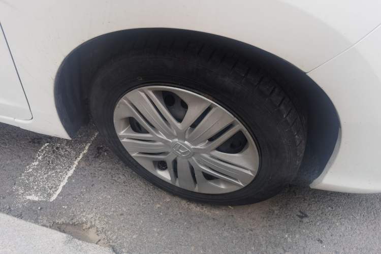 Used Honda Fit 2018 1.5L CVT Comfort Version Right Front Wheel Hub
