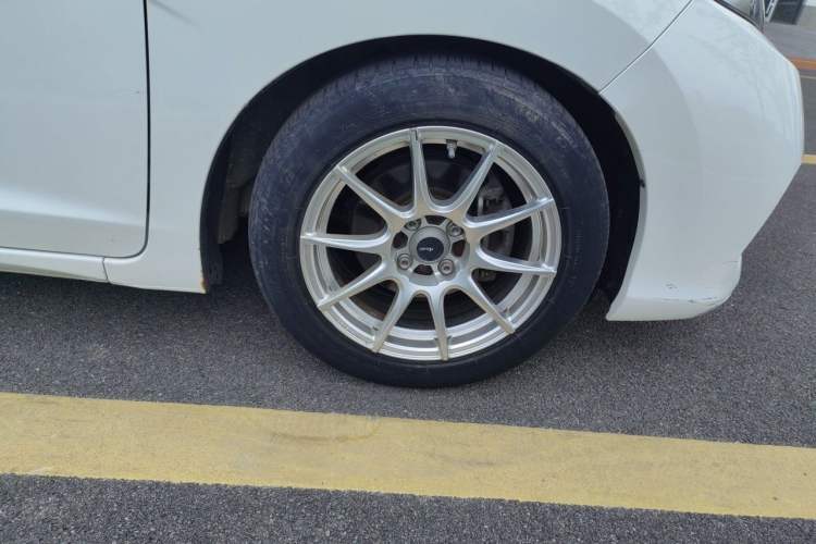 Used Honda Fit 2018 1.5L Manual Comfort Version Right Front Wheel Hub