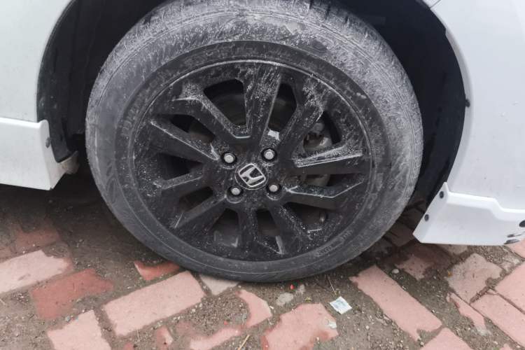 Used Honda Fit 2018 1.5L CVT Trendy Sports Edition Right Front Wheel Hub