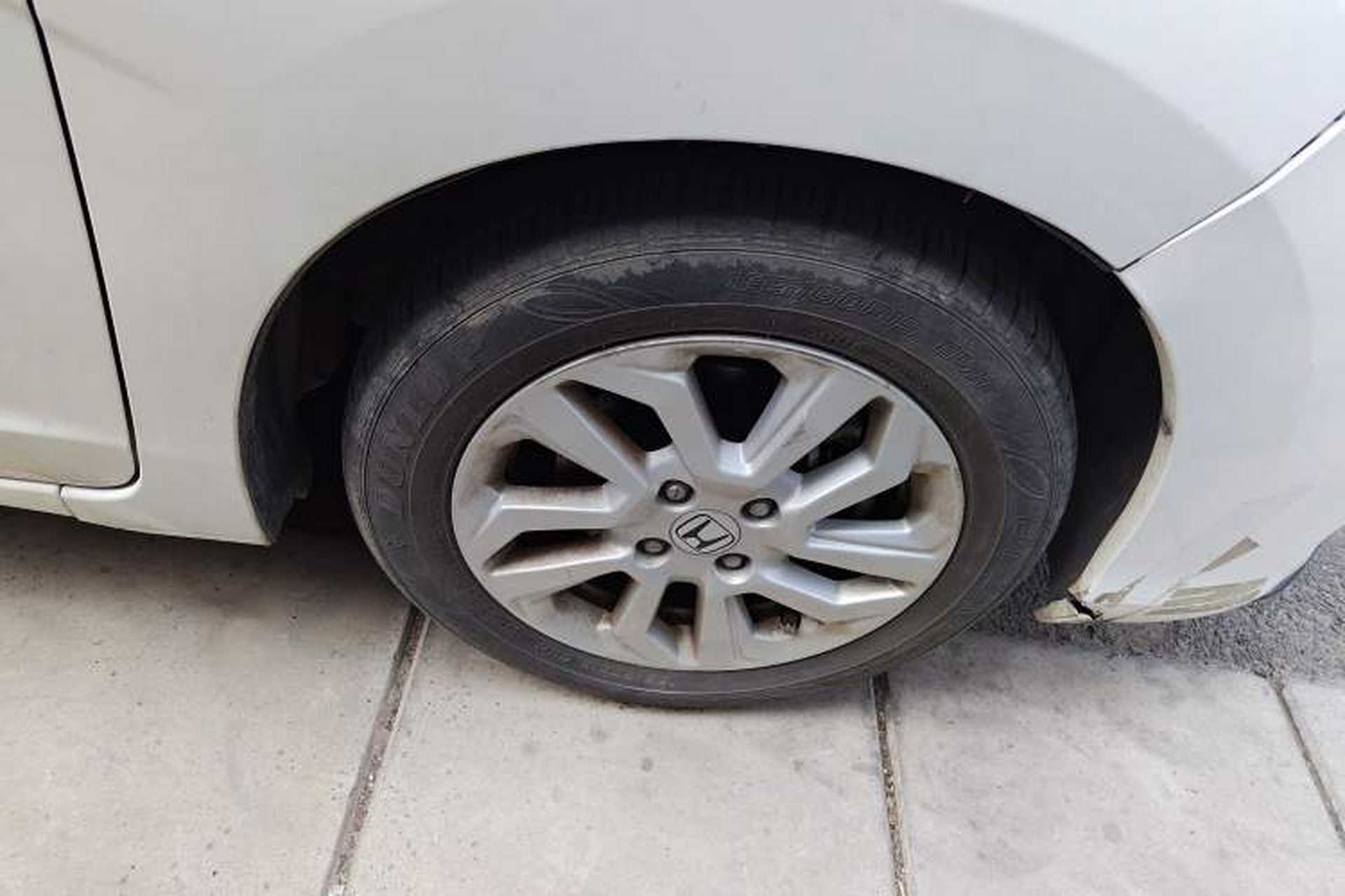 Used Honda Fit 2018 1.5L CVT Comfort Sunroof Version Right Front Wheel Hub