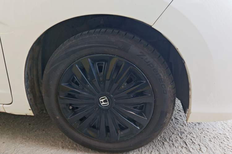 Used Honda Fit 2018 1.5L Manual Comfort Version Right Front Wheel Hub