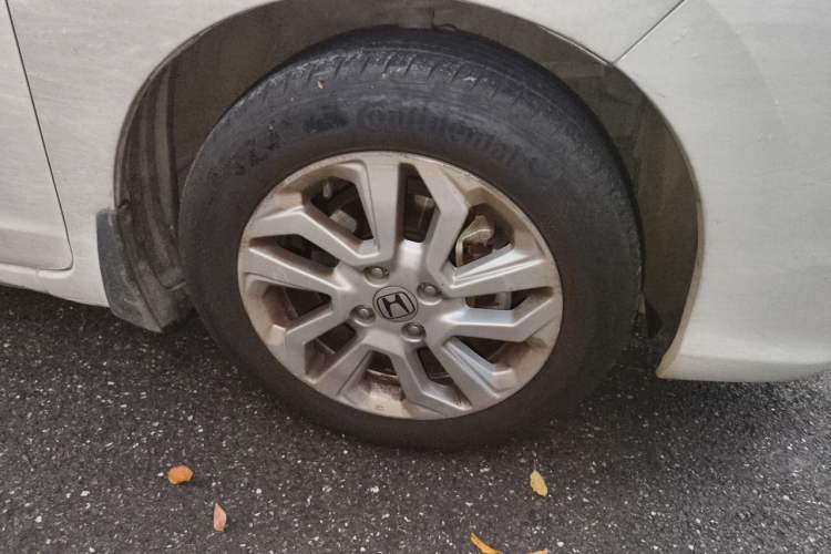 Used Honda Fit 2018 1.5L CVT Comfort Sunroof Version Right Front Wheel Hub