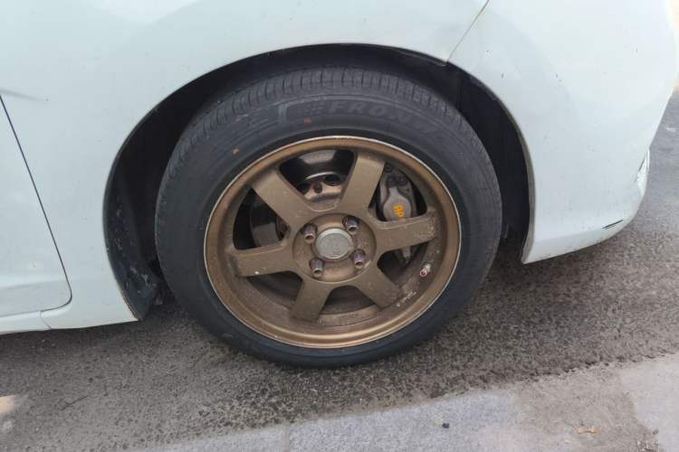 Used Honda Fit 2018 1.5L Manual Comfort Version Right Front Wheel Hub