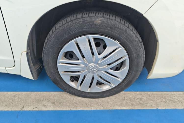 Used Honda Fit 2018 1.5L CVT Comfort Version Right Front Wheel Hub