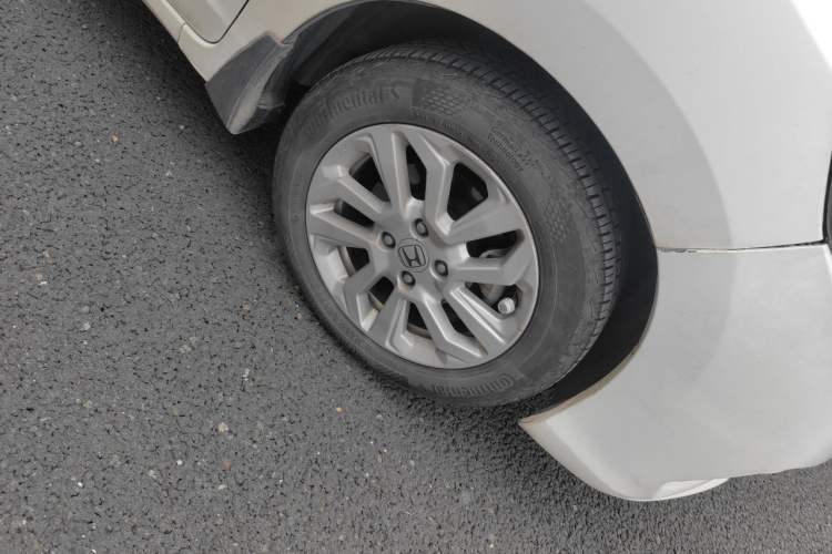 Used Honda Fit 2018 1.5L CVT Comfort Sunroof Version Right Front Wheel Hub