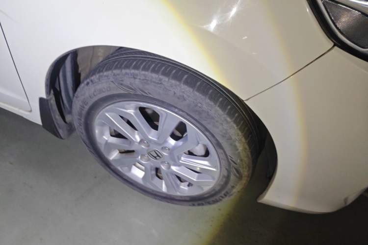 Used Honda Fit 2018 1.5L CVT Comfort Sunroof Version Right Front Wheel Hub