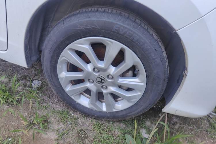 Used Honda Fit 2018 1.5L CVT Comfort Sunroof Version Right Front Wheel Hub