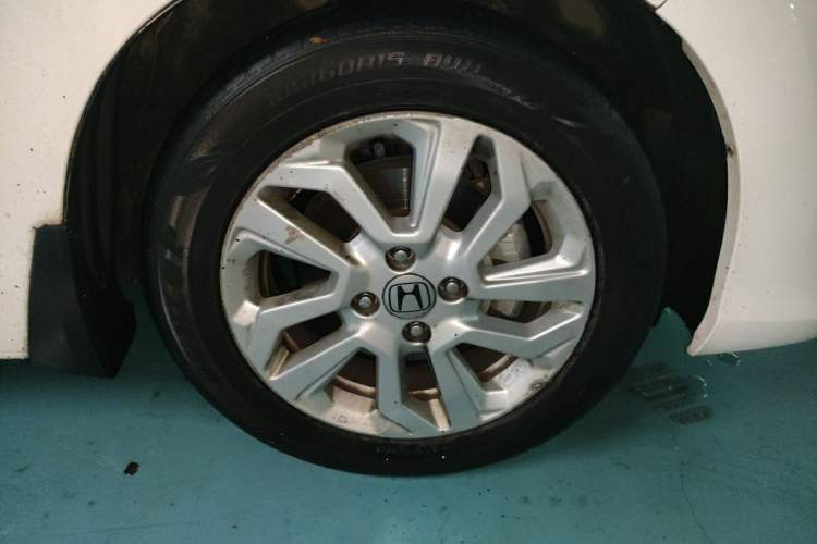 Used Honda Fit 2018 1.5L CVT Comfort Sunroof Version Right Front Wheel Hub