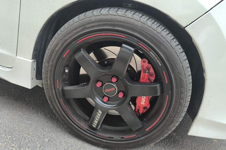 Used Honda Fit 2018 1.5L CVT Comfort Sunroof Version Right Front Wheel Hub