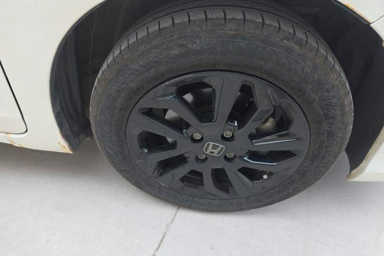 Used Honda Fit 2018 1.5L CVT Comfort Version Right Front Wheel Hub