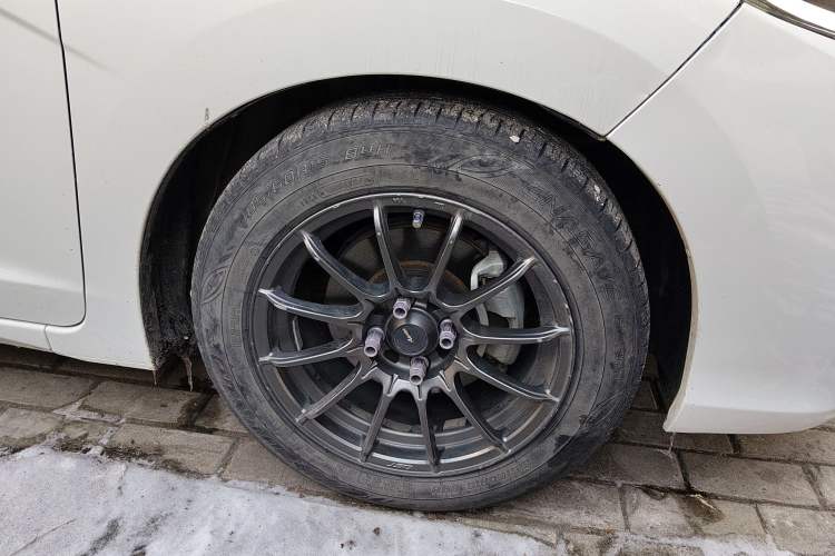 Used Honda Fit 2018 1.5L Manual Comfort Version Right Front Wheel Hub