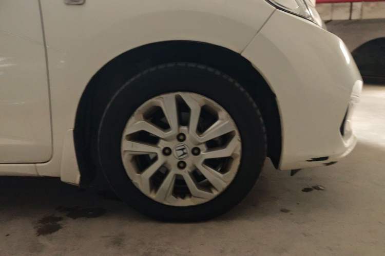 Used Honda Fit 2018 1.5L CVT Comfort Sunroof Version Right Front Wheel Hub